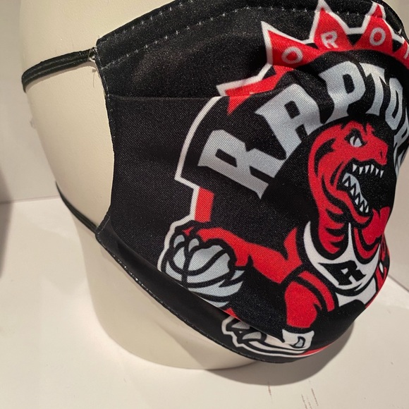 Face mask Toronto Raptors with Adjustable strap - Picture 2 of 4